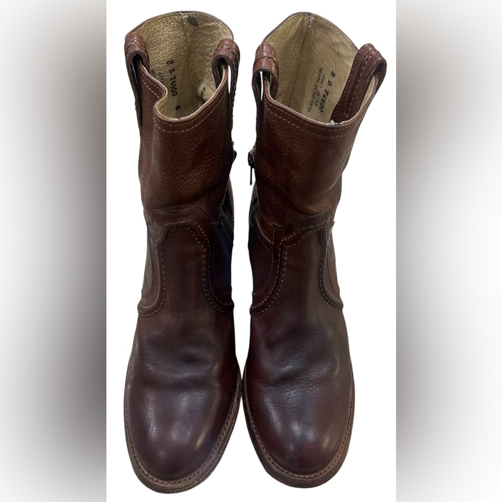 FRYE Jane Trapunto Stitched Leather Bootie‎ - Redwood Brown Heeled Boots size 8B